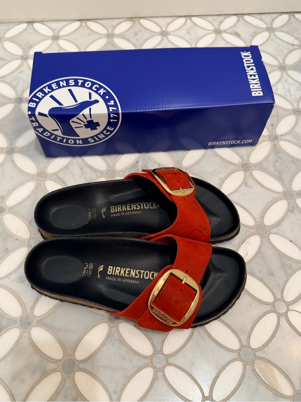Birkenstock Madrid Big Buckle Sandals Crimson Red Oiled Leather Gold Narrow 38 - Picture 13 of 15